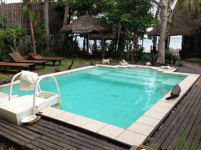 A louer, belle villa avec piscine sur plage.