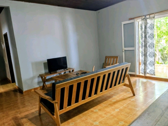 A louer, belle maison meublée à quelques pas de la mer