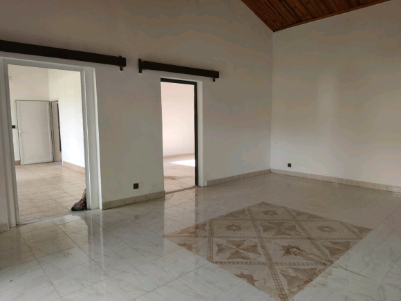 À Vendre – Maison de plain-pied proche du centre-ville