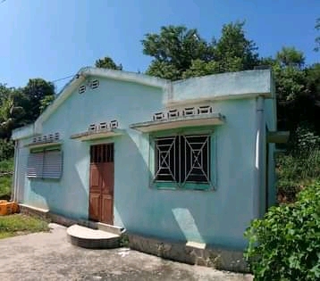 Petite maison à vendre à renover