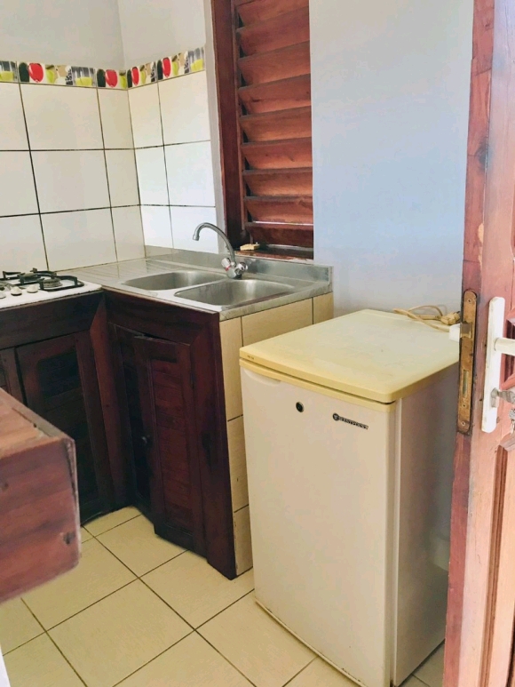 A louer , appartement semi-meublé à l'étage