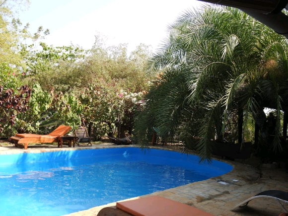 Charmante propriété avec piscine et quelques bungalows