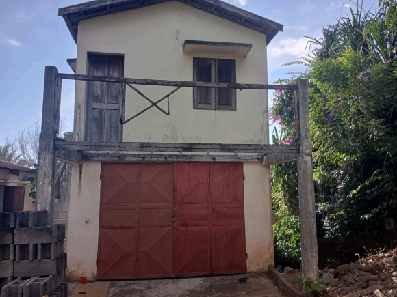 Maisons à Rénover sur un terrain de 1000 m²