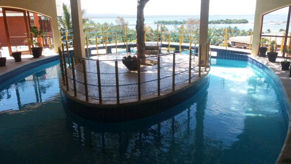 A vendre, hôtel lodge de luxe dans la region Est de Madagascar