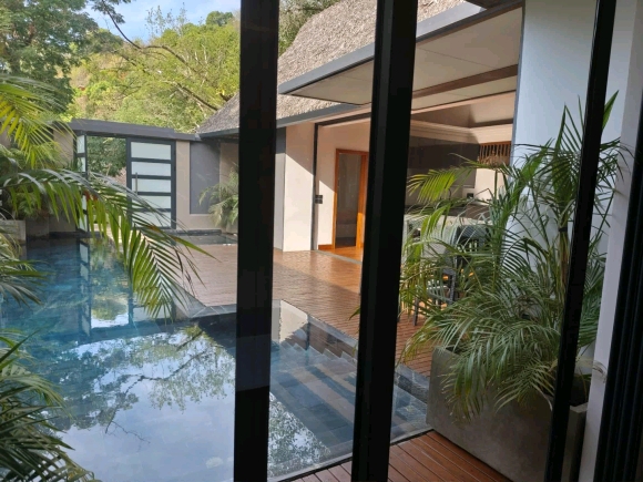 Superbe Lodge aux normes européennes à 200 m de la plage