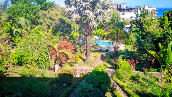 A louer, UNE SUPERBE VILLA AVEC PISCINE