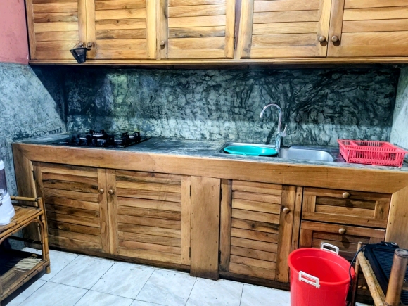 À VENDRE – Charmante propriété avec piscine à proximité de la plage