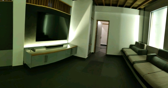 Superbe Lodge aux normes européennes à 200 m de la plage