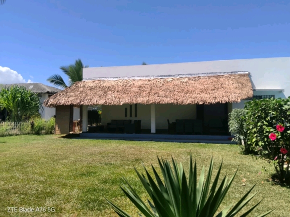 À Louer-Villa avec piscine privée