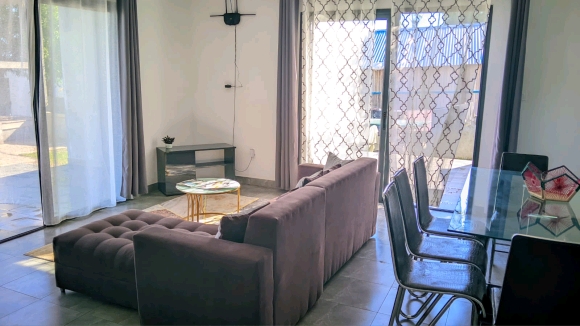 A LOUER, UNE SUPERBE VILLA AVEC PISCINE(5)