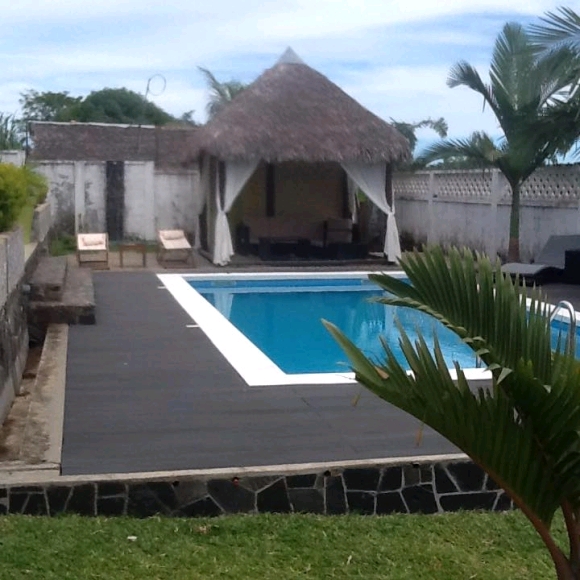 A louer superbe villa avec piscine à Madirokely