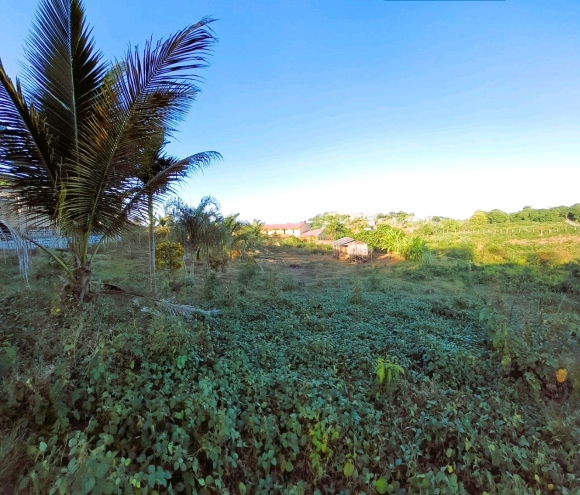 TERRAIN VUE MER DANS UN QUARTIER CALME A 5 MINUTES DU CENTRE VILLE