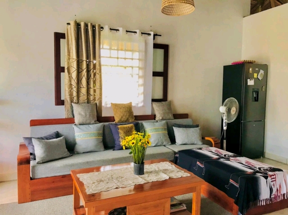 À Louer-Maison de plain-pied meublé avec jardin