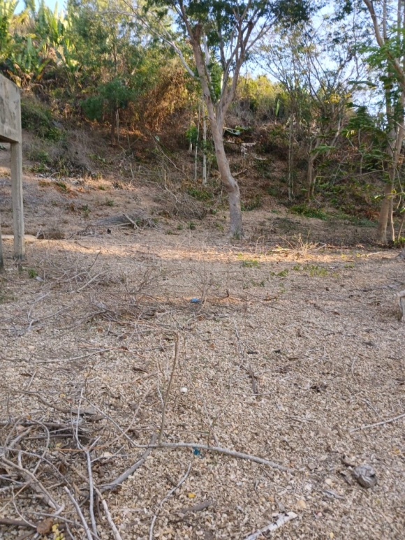 Superbe terrain en bord de place situé dans la district d'Ambanja