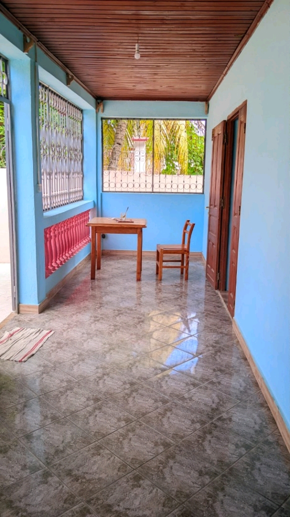 A louer, Maison indépendante 3 chambres avec accès voiture et sécurité