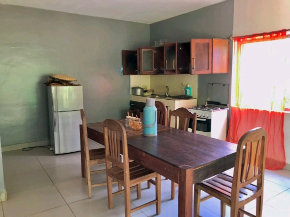 A louer -2 villas indépendantes en bord de mer avec piscine et jardin