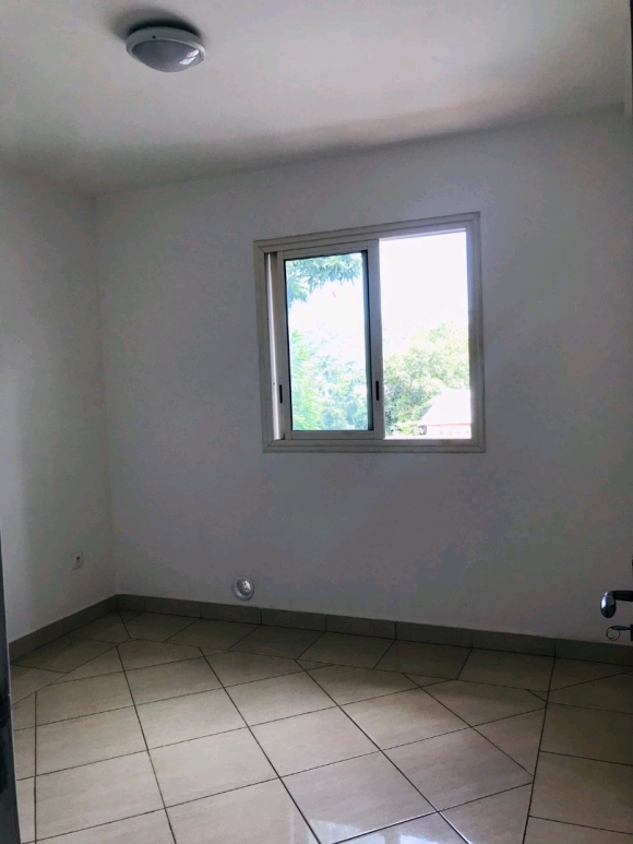 Très belle appartement avec une superbe vue sur les environs