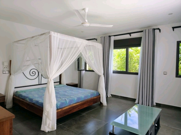 À VENDRE – Superbe Villa de Standing avec Vue Mer – Nosy Be