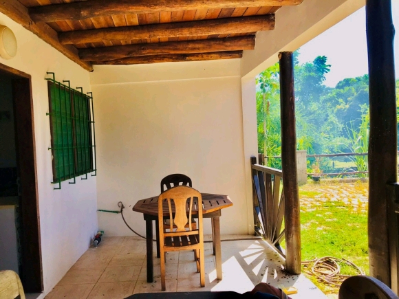 A louer, bel appartement meublé avec belle vue, un beau jardin