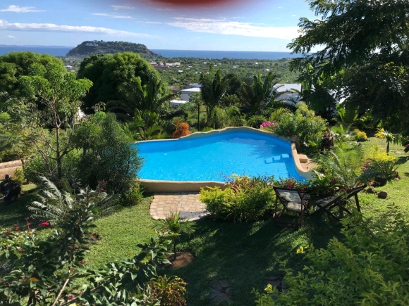 A LOUER- 4 VILLAS IDENTIQUES AVEC VUE MER