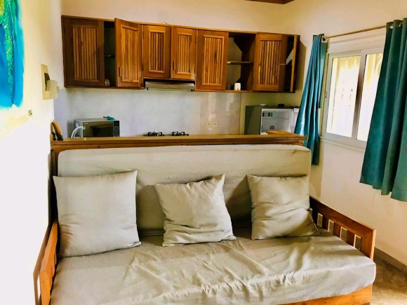 Agréable appartements avec piscine à Ankibanivato