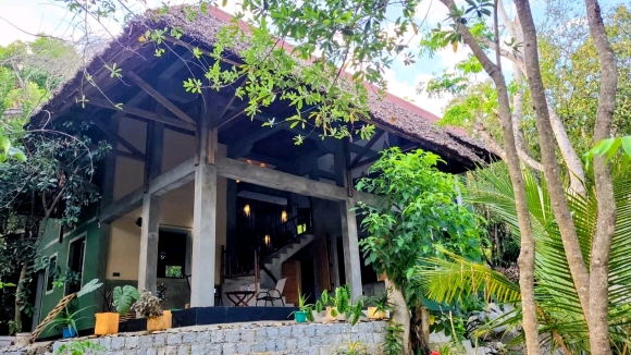 À VENDRE – Magnifique propriété à 20 m de la plage sur Nosy Komba