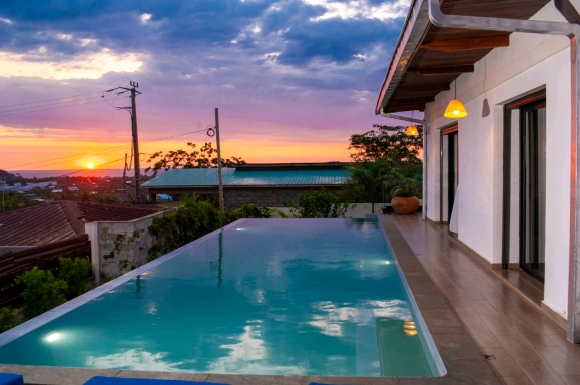 A vendre Villa maison d'hôtes avec piscine à quelques minutes de la plage