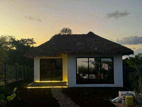 À VENDRE – Charmante maison proche de la mer, environnement calme – Nosy Be