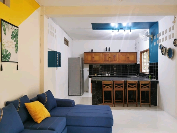 A LOUER-MAISON INDEPENDANTE 3 CHAMBRES AVEC JARDIN, PROCHE PLAGE