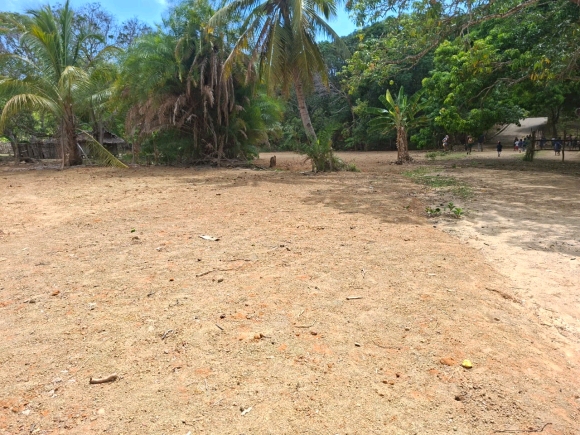 Terrain proche de la mer au Nord de Nosy Be