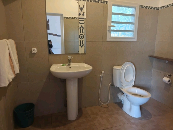 À VENDRE – Maison R+2 à quelques pas de la plage
