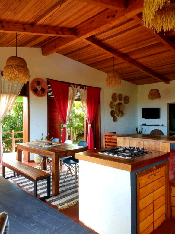 A LOUER- 4 VILLAS IDENTIQUES AVEC VUE MER