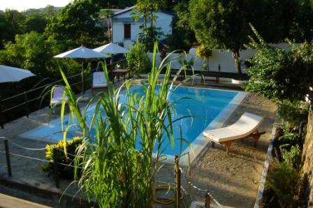 A vendre, belle villa avec piscine situé à Ambatoloaka