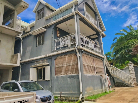 Très belle appartement avec une superbe vue sur les environs