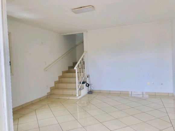 Très belle appartement avec une superbe vue sur les environs