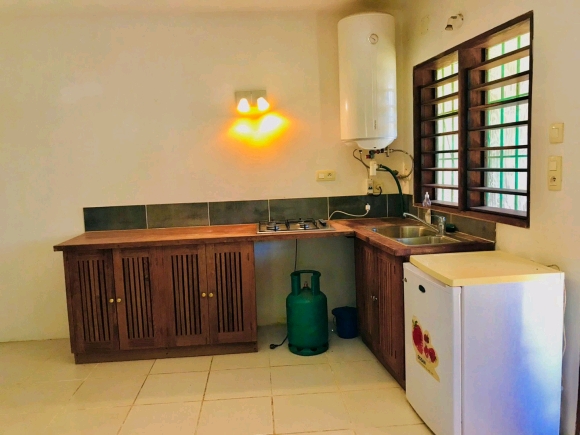 A louer, bel appartement meublé avec belle vue, un beau jardin