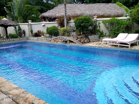 Charmante villa avec piscine à louer