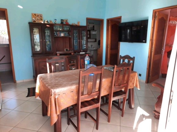 A LOUER-Charmante maisonnette meublée de 3 chambres à 15mn d'ambatoloaka