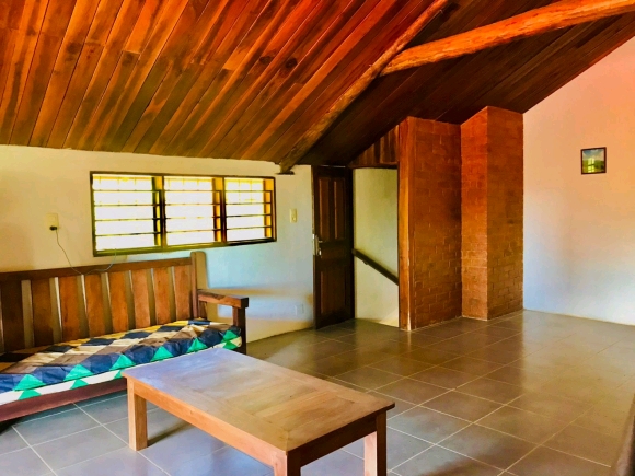 A louer, bel appartement meublé avec belle vue, un beau jardin