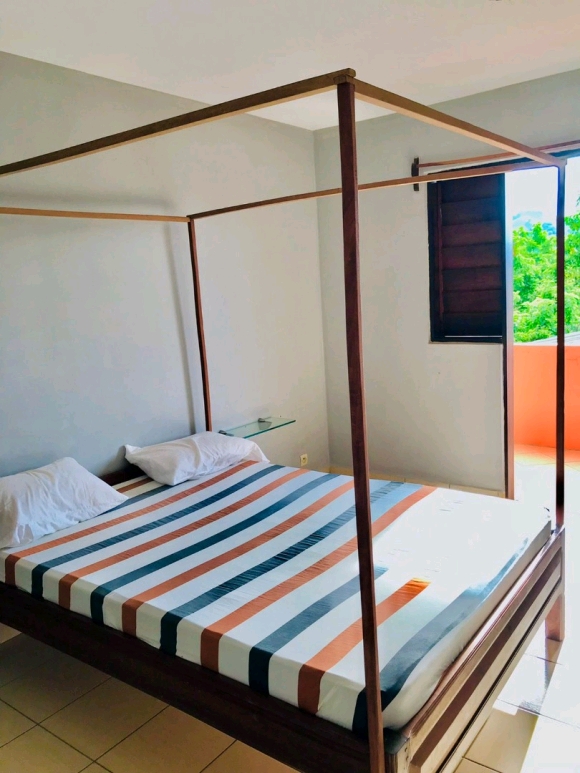 A louer , appartement semi-meublé à l'étage