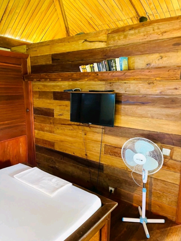 A LOUER- Studio meublé avec piscine partagée à 20mn d'ambatoloaka